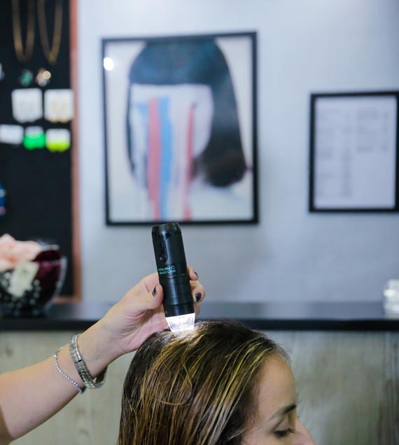 Sia's Cut & Dry θεραπείες μαλλιών Malibu C